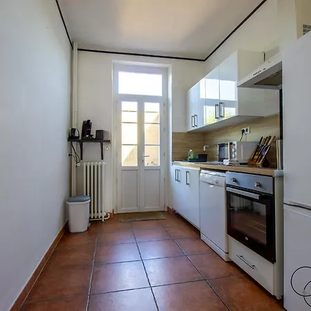 La Maizou 2ch, Clim, Terrasse- Апартаменты *